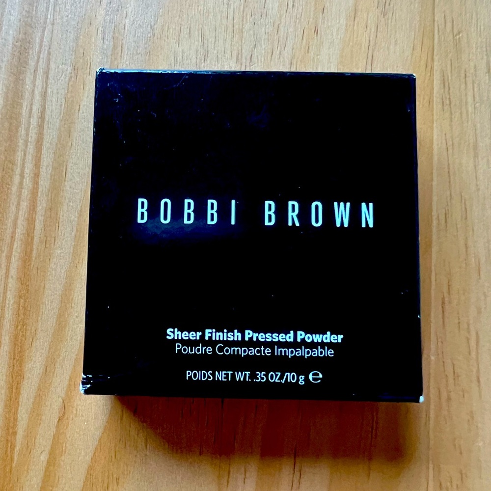 Bobbi Brown Sheer Finish Pressed Powder - Porcelain